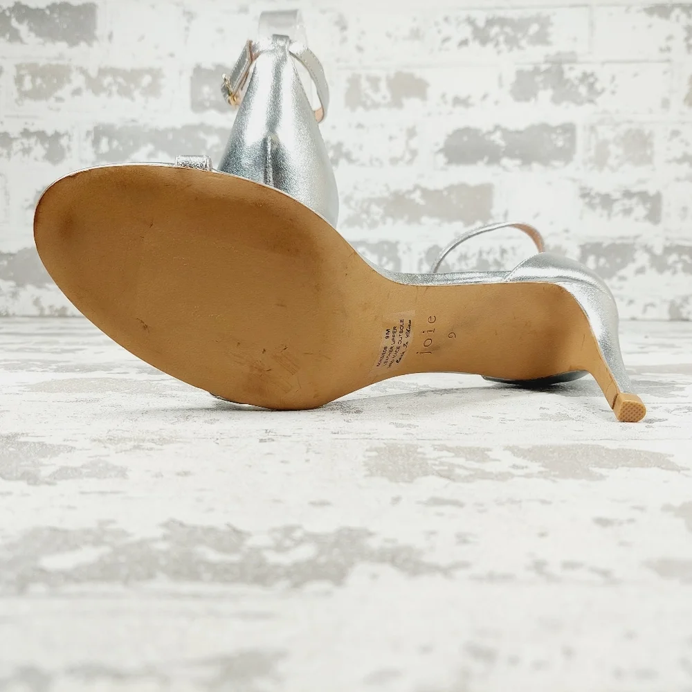 NEW Joie Maisie Silver Leather Ankle Strap Heeled Sandals H376